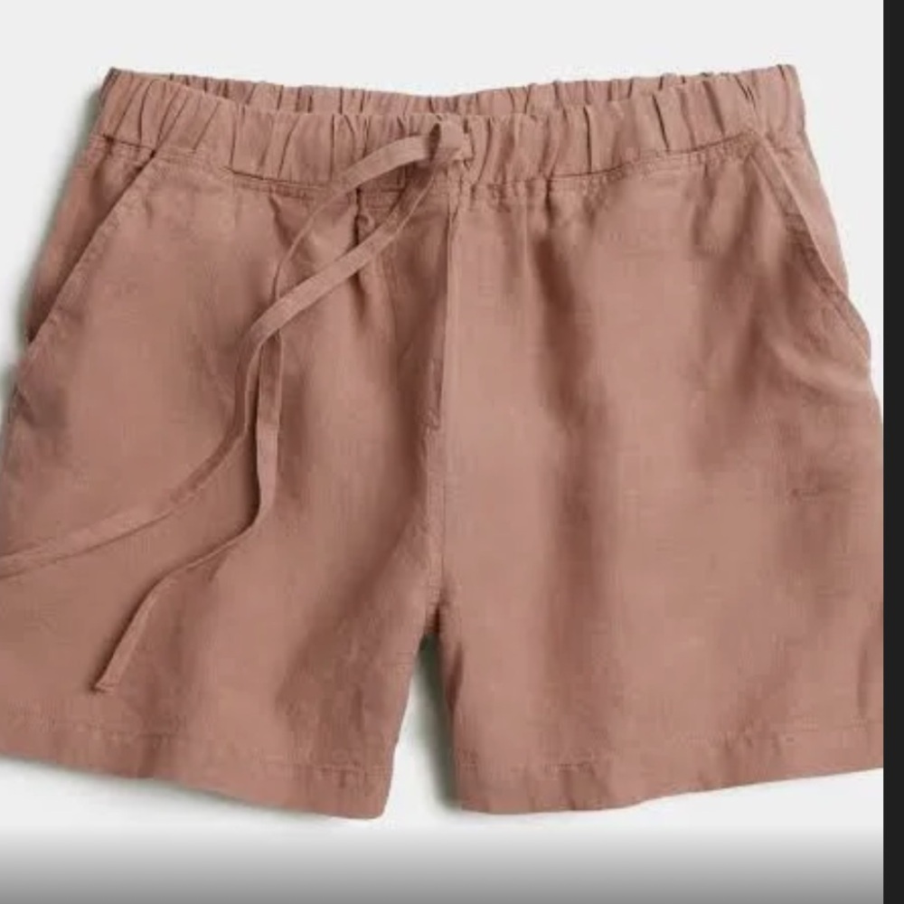 Parachute linen shorts